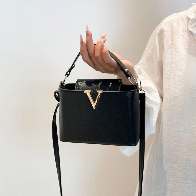 Luxury Women's Tote Bag, Chic  - Women'S Shoes Louis Vuitton 리뷰 및 가격